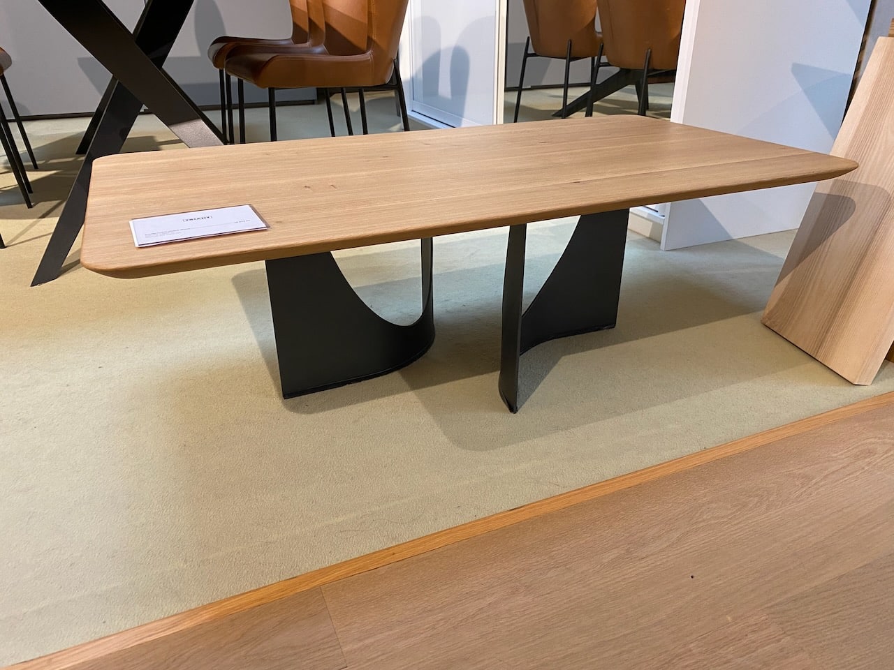 Konferenční stolek Wave - Image 3